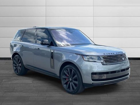 Used 2023 Land Rover Range Rover SV AWD/4WD image 7