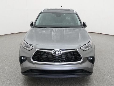 New 2026 Toyota Highlander Limited AWD/4WD image 15