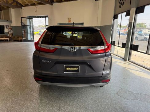 Used 2019 Honda CR-V LX image 6