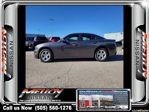 Used 2022 Dodge Charger SXT image 4