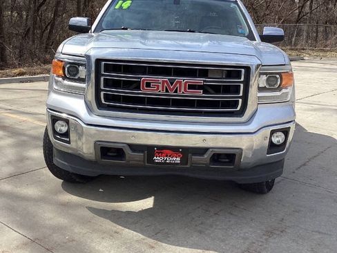 Used 2014 GMC Sierra 1500 SLT w/ SLT Crew Cab Value Package AWD/4WD image 3