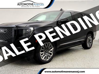 Used 2023 GMC Yukon Denali Ultimate w/ LPO, Floor Liner Package
