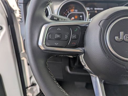Used 2023 Jeep Wrangler Sahara image 27