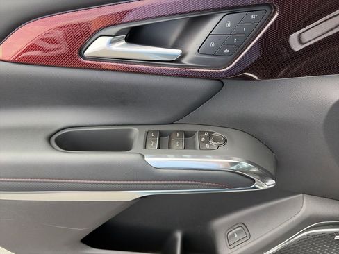 New 2026 Chevrolet Traverse RS image 19