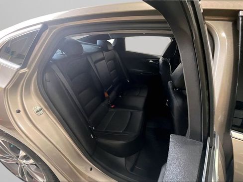 Used 2022 Chevrolet Malibu Premier image 25