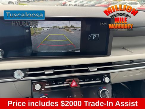 Used 2025 Hyundai Tucson SEL image 14