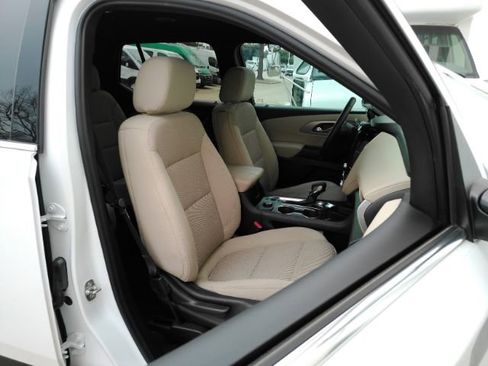 Used 2023 Chevrolet Traverse LT w/ LPO, Cargo Package image 22