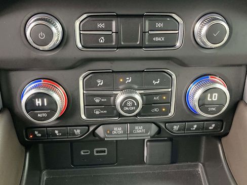 Used 2023 GMC Yukon SLT w/ Max Trailering Package image 26