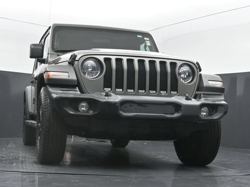 Used 2019 Jeep Wrangler Unlimited Sport AWD/4WD image 42