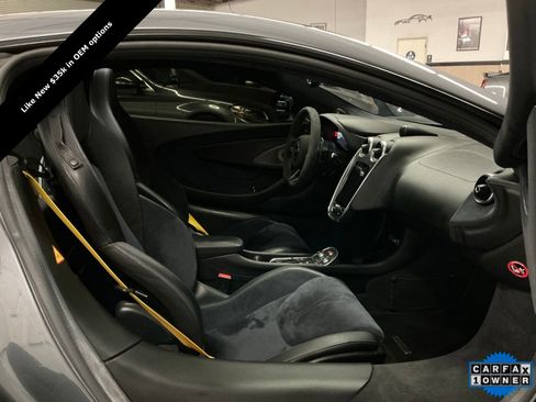 Used 2017 McLaren 570S image 15