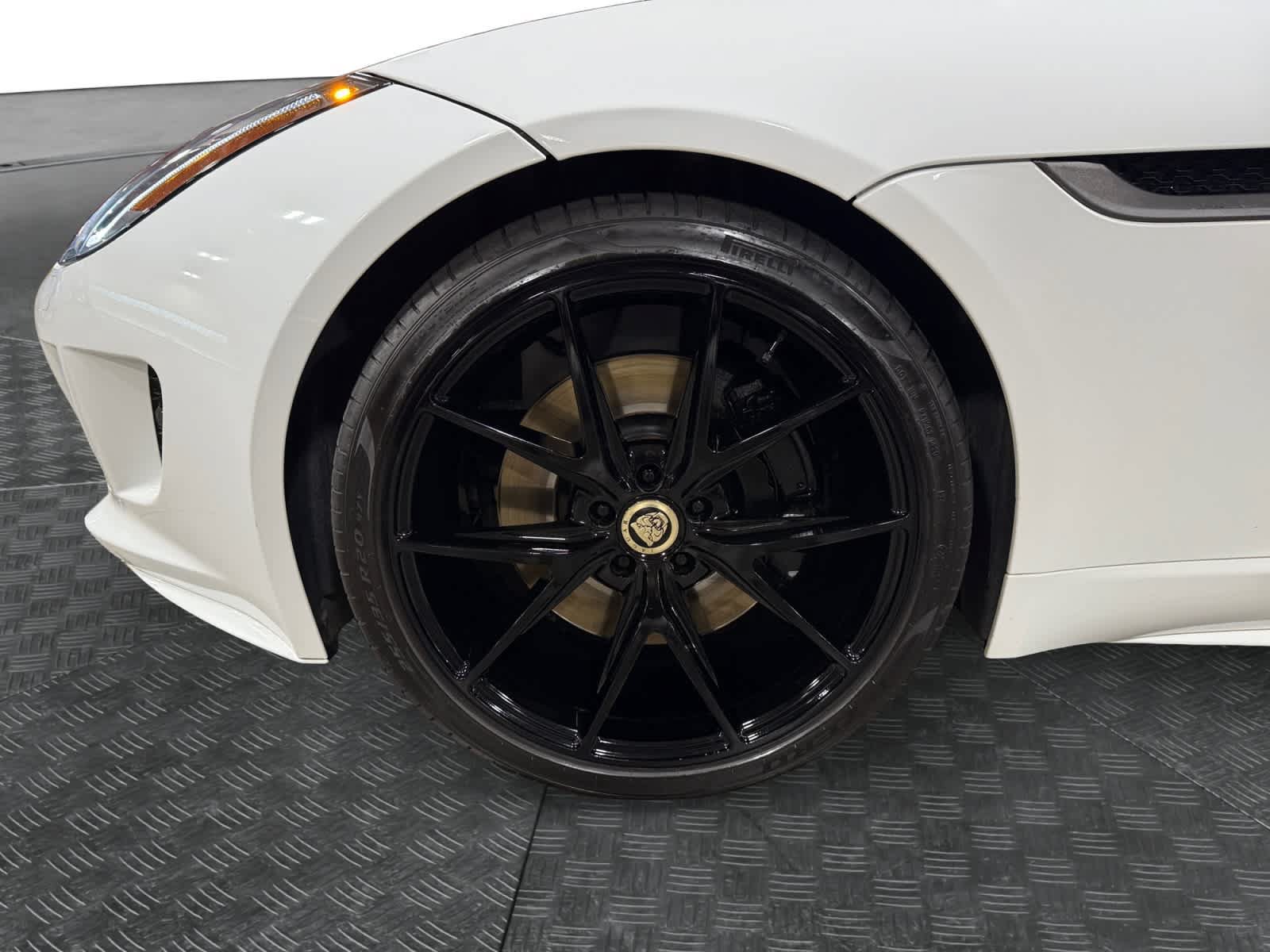 Used 2016 Jaguar F-TYPE Coupe RWD image 15