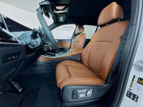 New 2026 BMW X5 M60i w/ Climate Comfort Package image 22