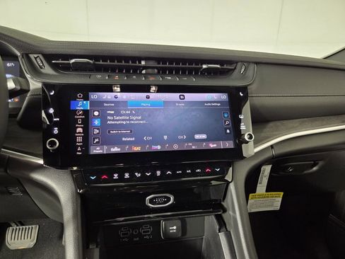 New 2026 Jeep Grand Cherokee Limited w/ Limited Altitude Package RWD image 18