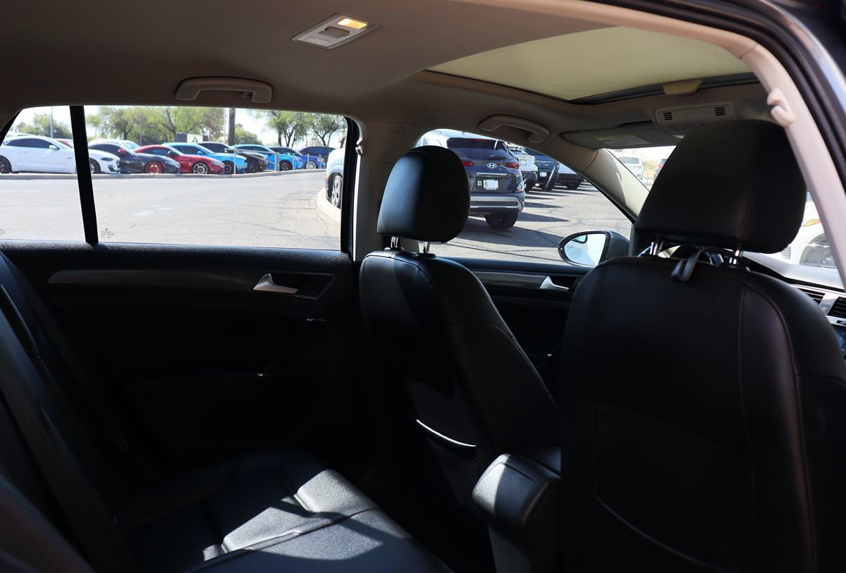 Used 2019 Volkswagen Golf SE w/ Driver Assistance Package FWD image 28