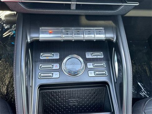 New 2025 Lincoln Nautilus Reserve w/ Jet Appearance Package image 33