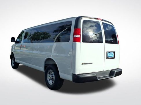 New 2026 Chevrolet Express 3500 LS RWD image 5