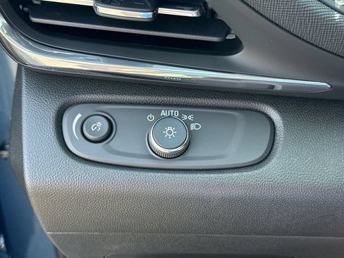 New 2026 Buick Envista Preferred FWD image 17