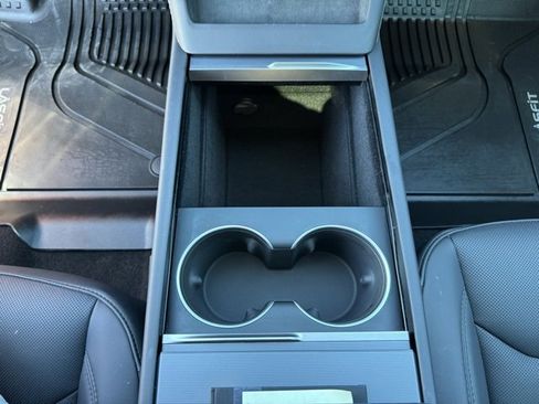 Used 2025 Tesla Model 3 Long Range image 19