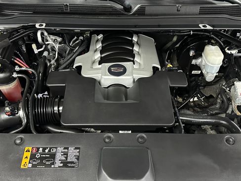 Used 2019 Cadillac Escalade Premium Luxury image 62