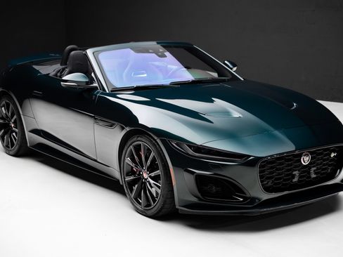 Used 2021 Jaguar F-TYPE R AWD/4WD image 46