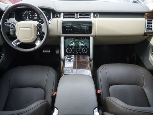 Used 2021 Land Rover Range Rover Westminster Edition image 9