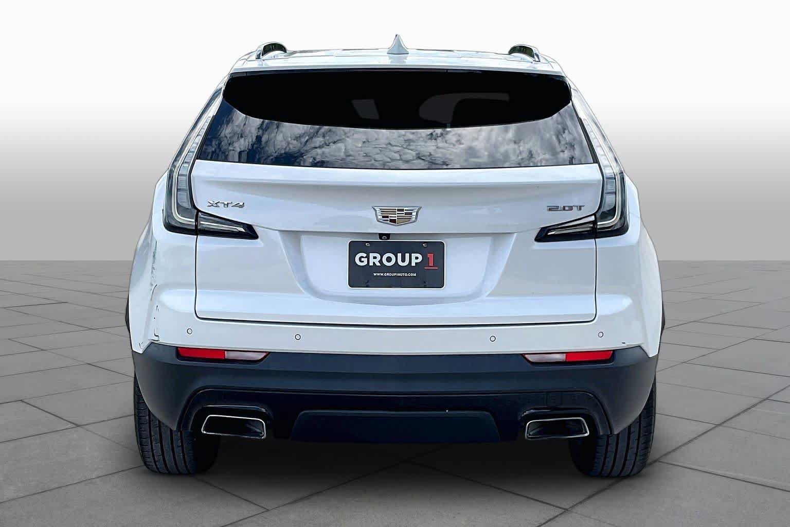 Used 2019 Cadillac XT4 Sport w/ Driver Awareness Package FWD image 5