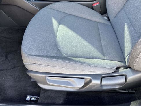 Used 2025 Kia K4 LXS image 19