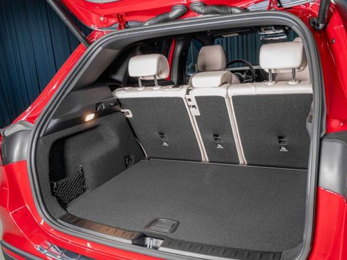 Used 2025 Mercedes-Benz GLA 250 image 6