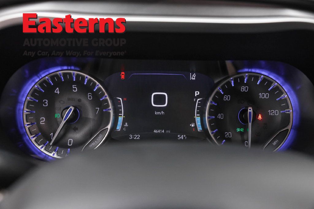 Used 2023 Chrysler Pacifica Touring-L FWD image 20
