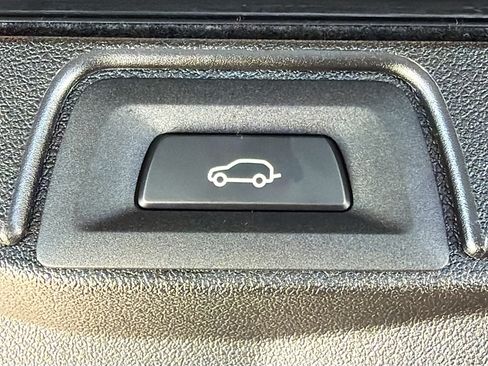 New 2026 BMW X5 xDrive40i w/ Executive Package AWD/4WD image 12