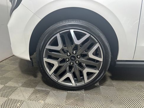 New 2026 Ford Expedition Max Platinum w/ Platinum Ultimate Package AWD/4WD image 6