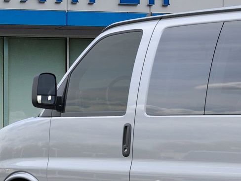 New 2026 Chevrolet Express 3500 LS RWD image 12