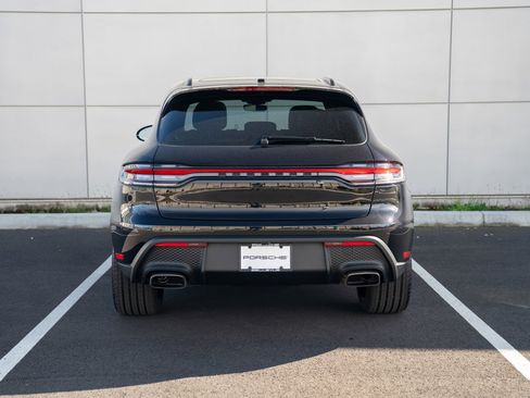 New 2026 Porsche Macan AWD/4WD image 7