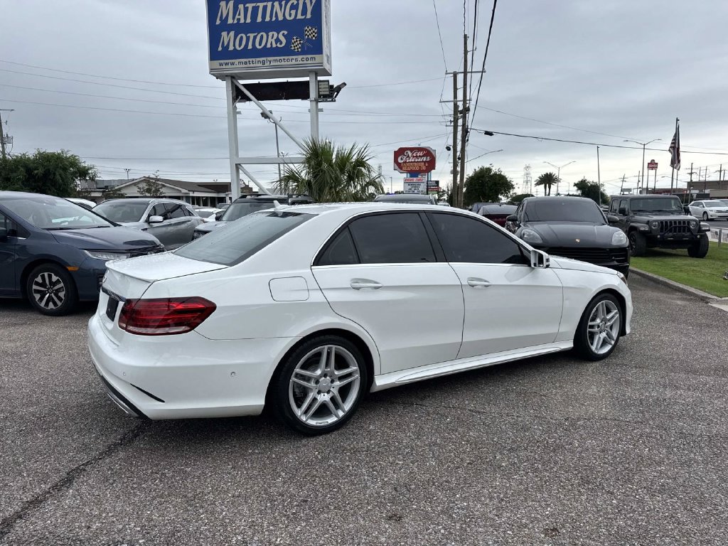 Used 2016 Mercedes-Benz E 400 Sedan image 7