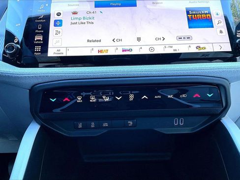 New 2026 Jeep Cherokee Laredo AWD/4WD image 15