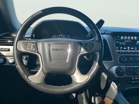 Used 2020 GMC Yukon Denali w/ Denali Ultimate Package AWD/4WD image 17