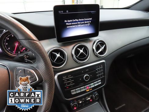 Used 2020 Mercedes-Benz GLA 250 image 16