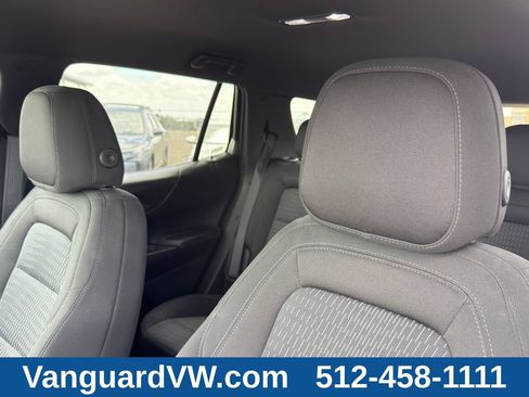 Used 2026 Chevrolet Equinox LT AWD/4WD image 15