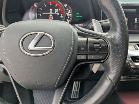 Used 2018 Lexus LC 500 Coupe w/ Touring Package image 19