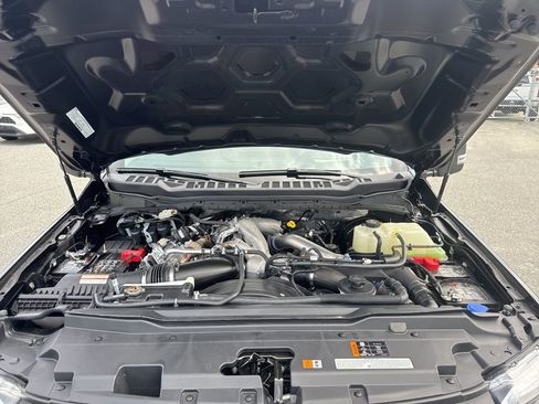 Used 2024 Ford F250 Lariat w/ Lariat Ultimate Package image 36