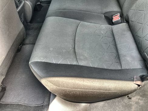 Used 2023 Toyota RAV4 XLE FWD image 17