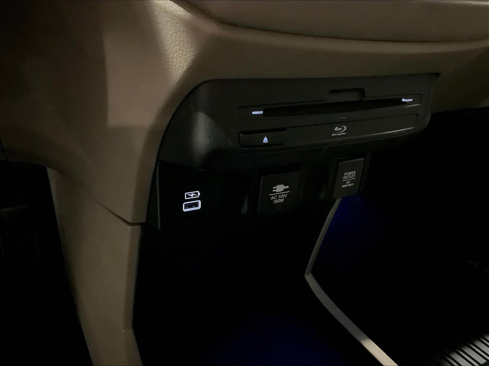 Used 2022 Honda Odyssey Elite image 16