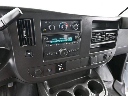 Used 2024 Chevrolet Express 2500 w/ Driver Convenience Package RWD image 16