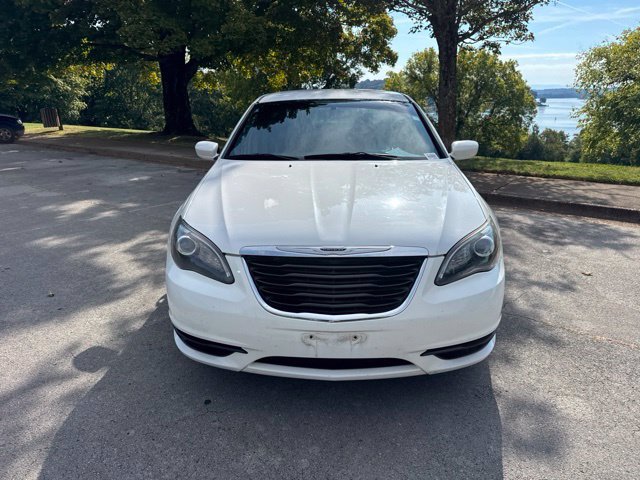 Used 2014 Chrysler 200 Touring w/ 200 S Group FWD image 2