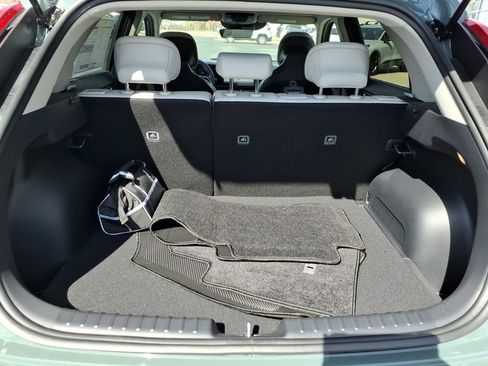 New 2026 Kia Niro EX image 8