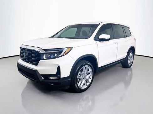 Used 2024 Honda Passport EX-L image 5