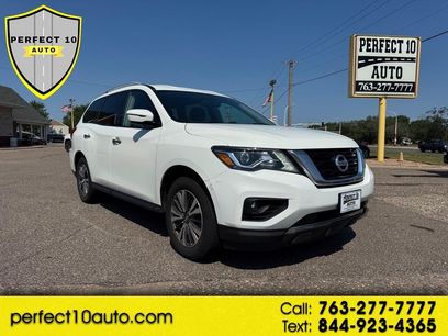 Used 2017 Nissan Pathfinder SV