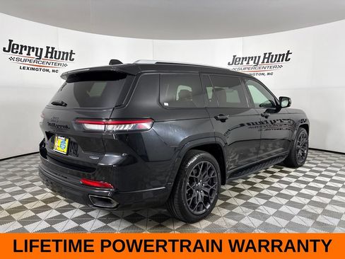Used 2023 Jeep Grand Cherokee L Summit w/ High Altitude Package AWD/4WD image 6