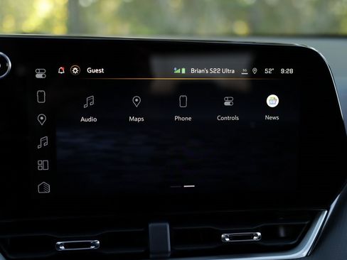 New 2026 Chevrolet Equinox LT w/ Convenience Package II image 16