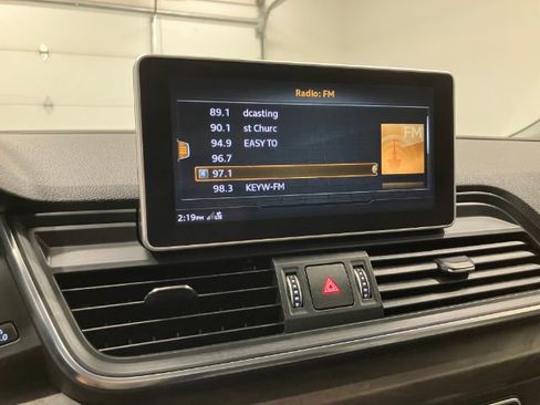 Used 2018 Audi Q5 Prestige w/ Prestige Package AWD/4WD image 31